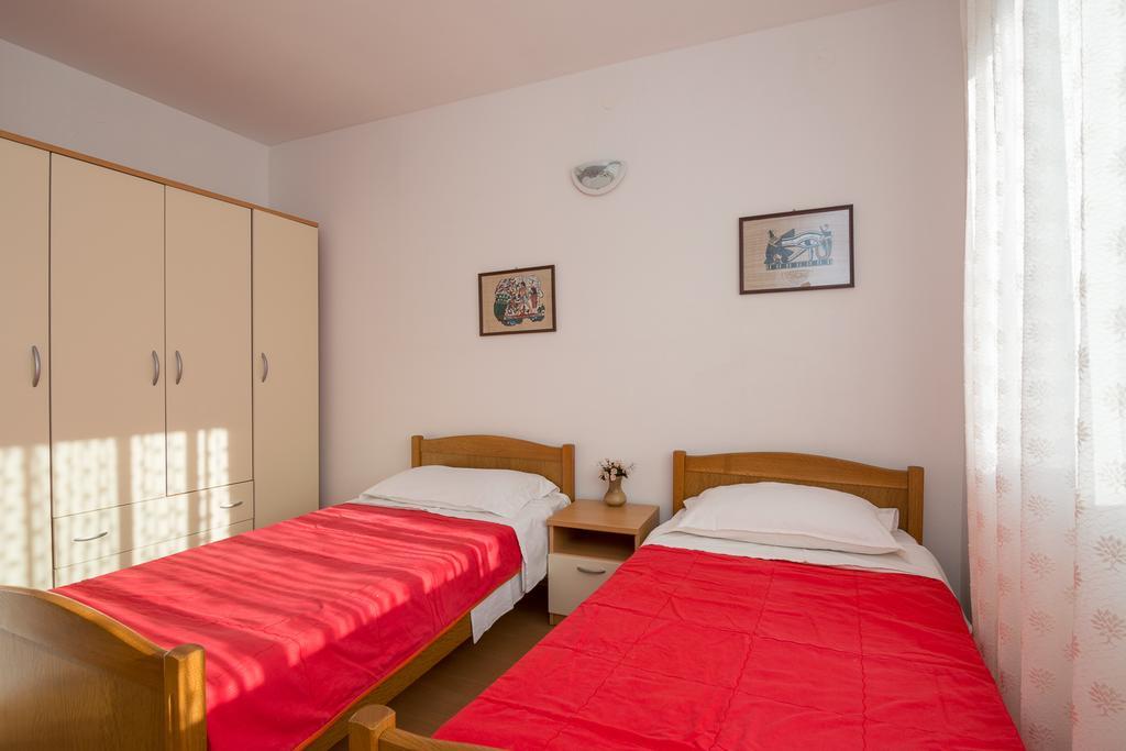 Apartments Marina Trogir Exterior foto